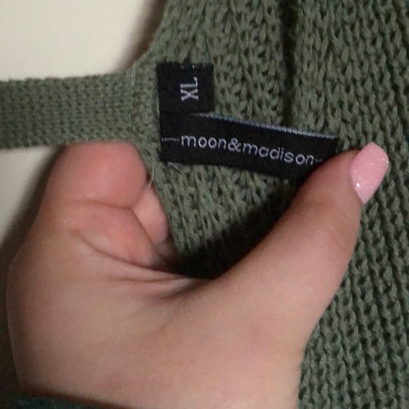 Open Sweater - Picture 3 of 3